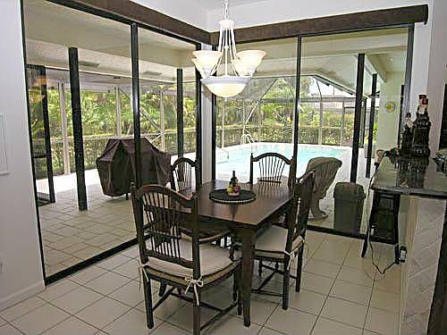 Breakfast Nook Overlooking Pool
