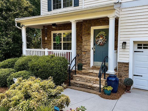 3rd image of 1814 Haw Village Dr