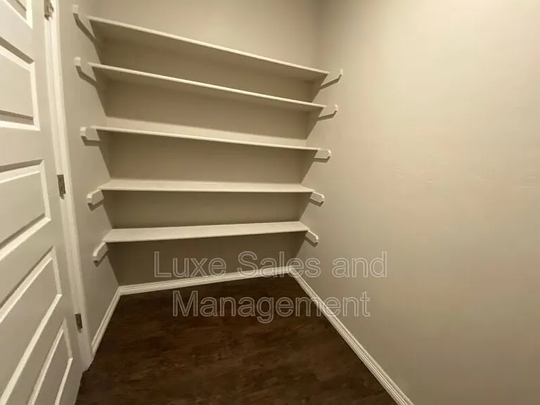 2133 Camino Del Plaza Ln — Photo 12