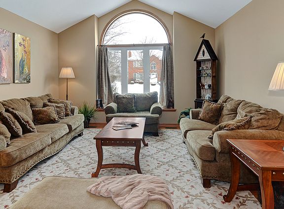 4th image of 11317 Pinecrest Cir