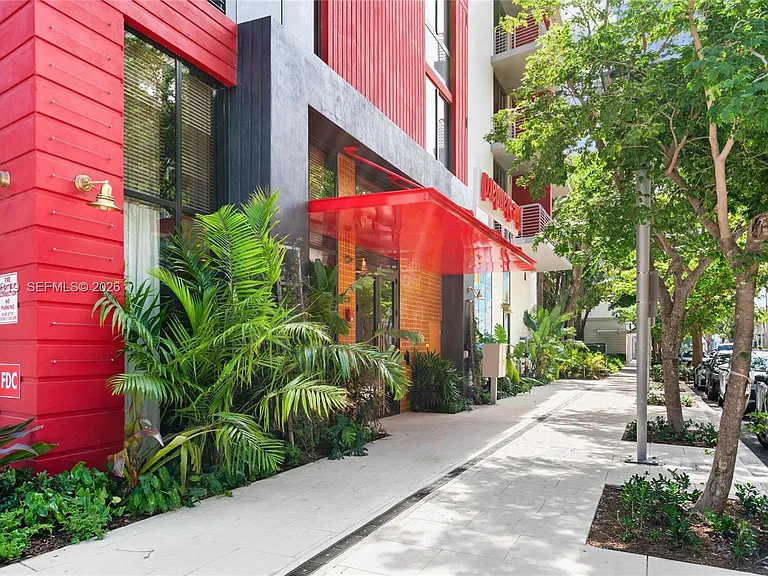 90 NE 32nd 507 Miami #507 — Photo 38