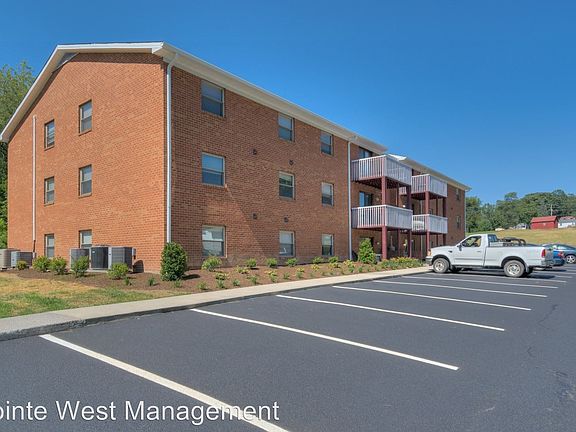 2nd image of 1711 Whipple Dr APT 7