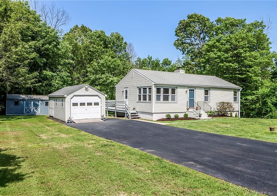 1st image of 44 Sunny Ridge Rd