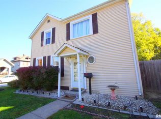 2425 Farnam St, Davenport, IA