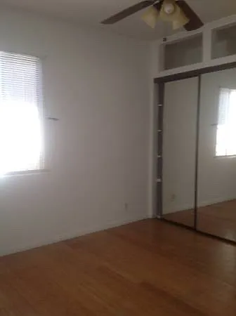 5149 York Blvd — Photo 10