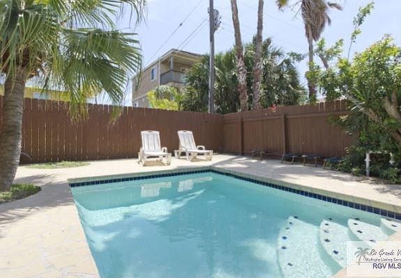 4th image of 123 E Lantana St #B