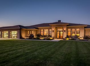12727 E Blossom View Ct, Ripon, CA 95366