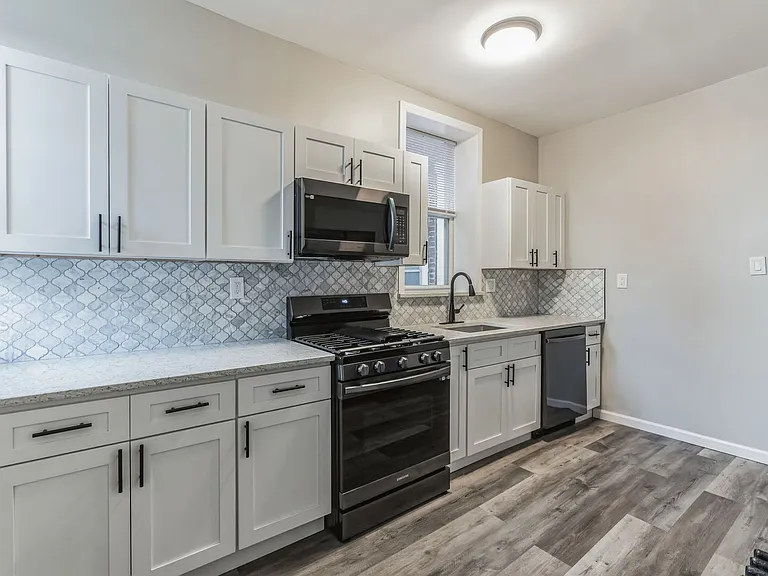 241 S Ithan St — Photo 11