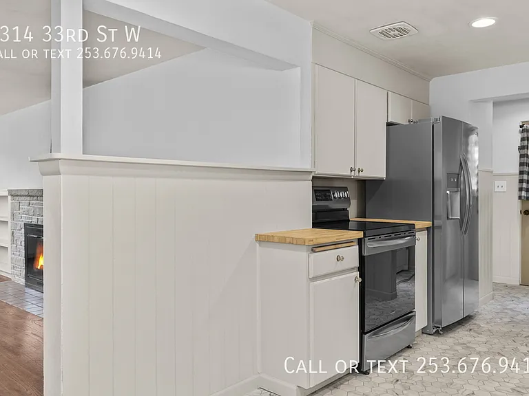 8314 33rd St W — Photo 15