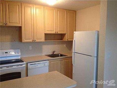 3rd image of 110 SE 2nd St APT 211