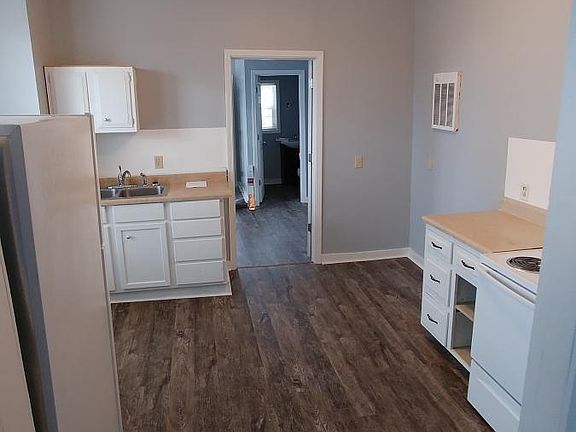 3rd image of 2611 Lafayette St #Bc
