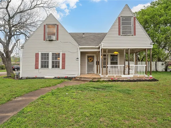 1301 E Texas Ave, Mart, TX 76664