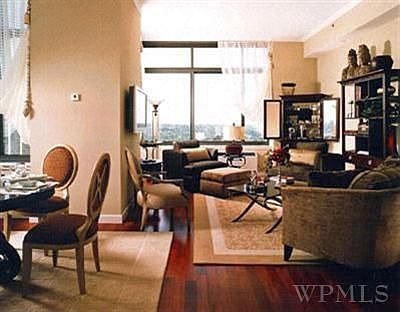 3rd image of 10 City Pl APT 22F