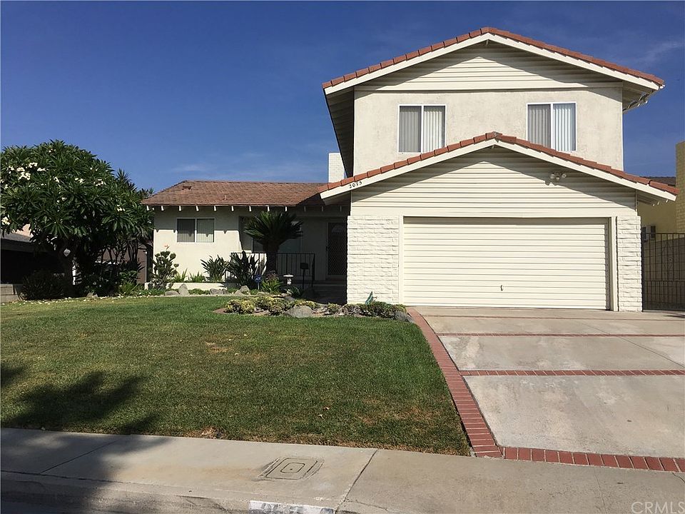 1st image of 2075 Arriba Dr