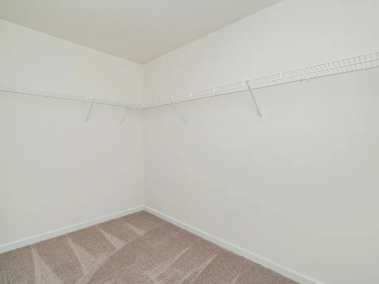 944 Utopia Ln — Photo 25