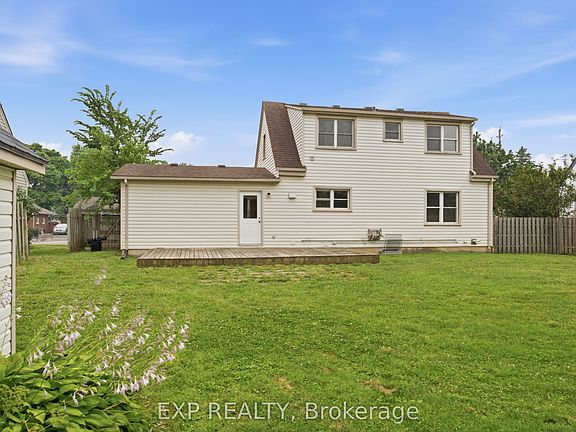 2nd image of 208 Thorold Rd