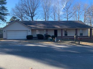 2103 Cedar Ridge Dr, Benton, AR 72015