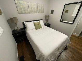 617 Lammert Ct, Saint Charles, MO 63301