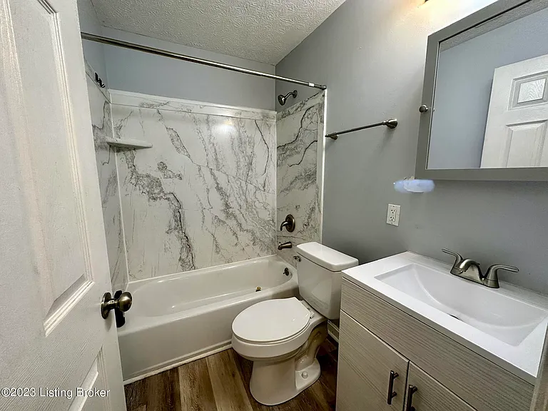 8908 Bluebell Dr — Photo 8