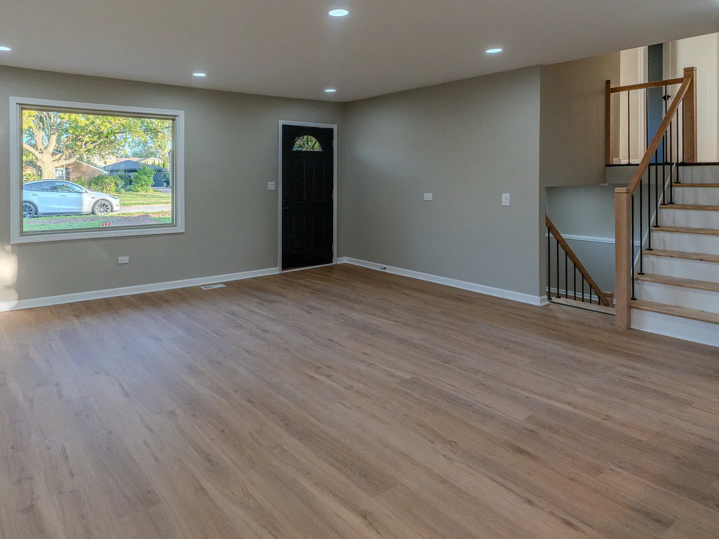 4 bed, 1550 sqft, $3,300 — Photo 3