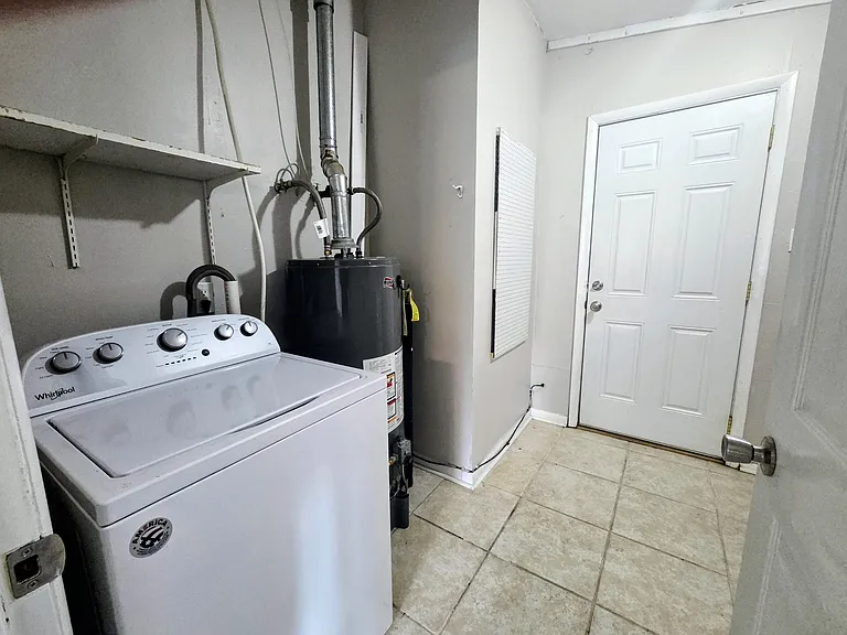 312 Appian Ave — Photo 9