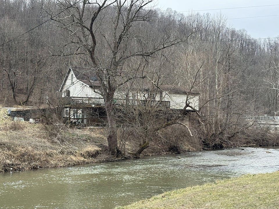 1st image of 1608 Wallace Pike