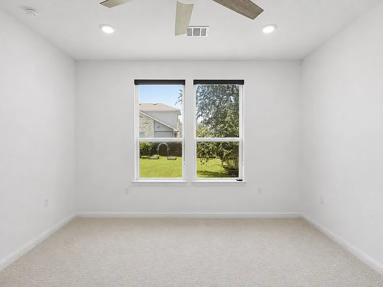 7220 Poulain Dr — Photo 21