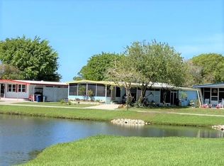 593 Bayshore Dr, Ellenton, FL 34222