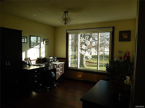3rd image of 4177 Mistymeadow Ln