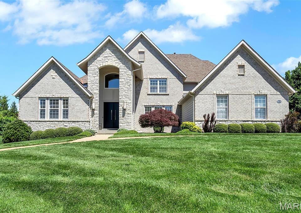 1st image of 18239 Canyon Forest Ct