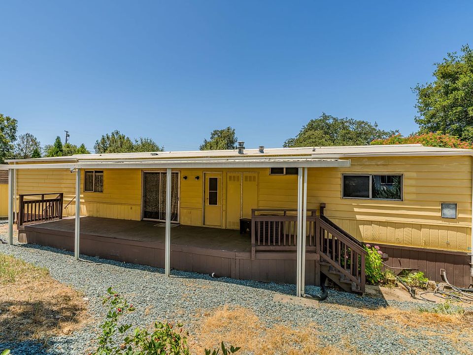 1st image of 150 Clinton Rd Space 17