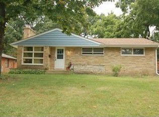 504 Tiffany Dr, Waukegan, IL 60085