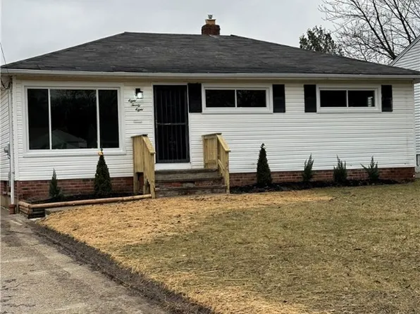 828 McKinley Ave, Bedford, OH 44146