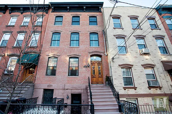 Sold by Halstead Property | media 6