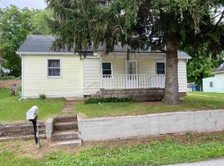 118 S 23rd St, Goshen, IN 46528