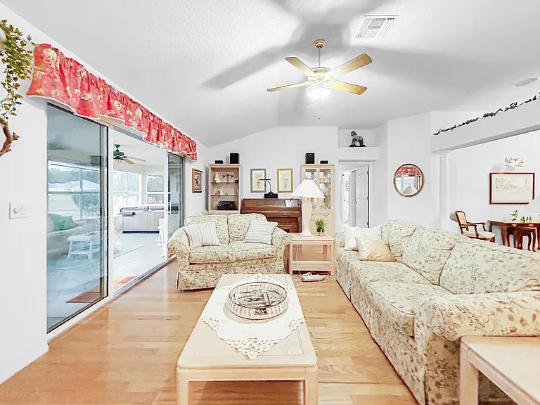 93 Palermo Pl — Photo 12