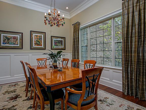 Formal dining room