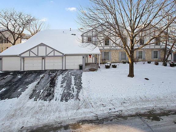2nd image of 2163 Lancaster Cir APT 201-A