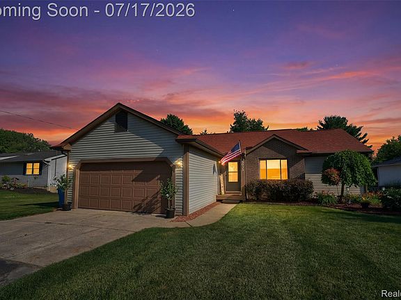 2nd image of 5035 Island View Dr