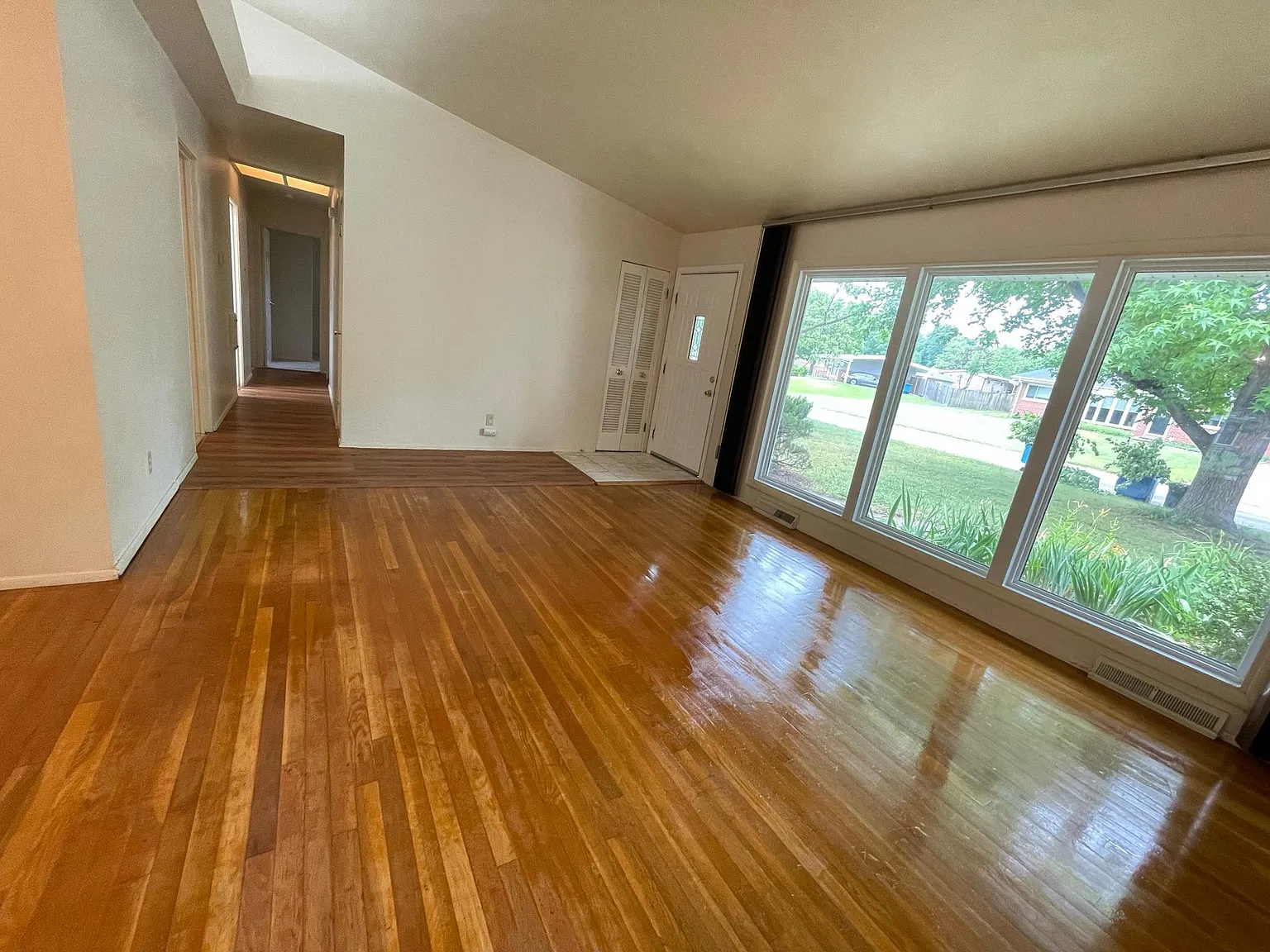 1188 Cimarron Dr — Photo 4