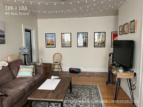 2nd image of 1030 N Pearl St APT 10