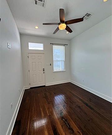 2nd image of 1213 Leonidas St