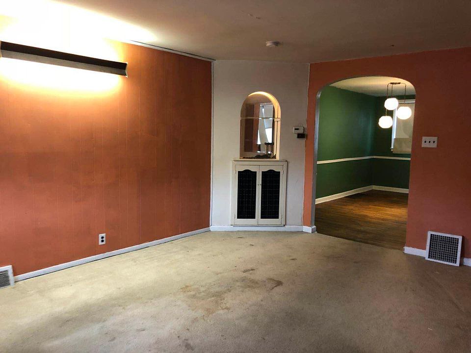 1st image of 21XX Saint Vincent St