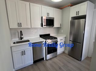 168-2 Endicott St, Boston, MA 02113