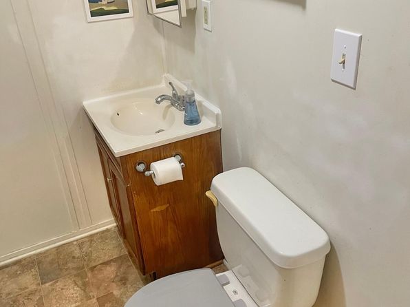 1345 Arkwright St, Saint Paul, MN 55130