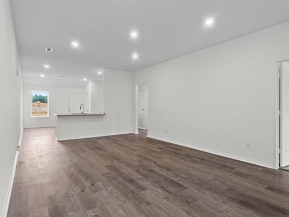 5th image of 11097 River Valley Dr