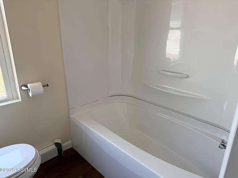 1010 Ash St — Photo 16