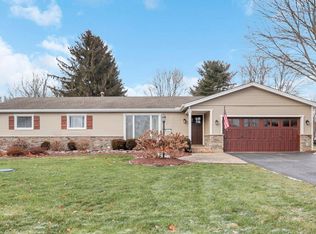 252 Derby Downs Rd, Newark, OH 43055