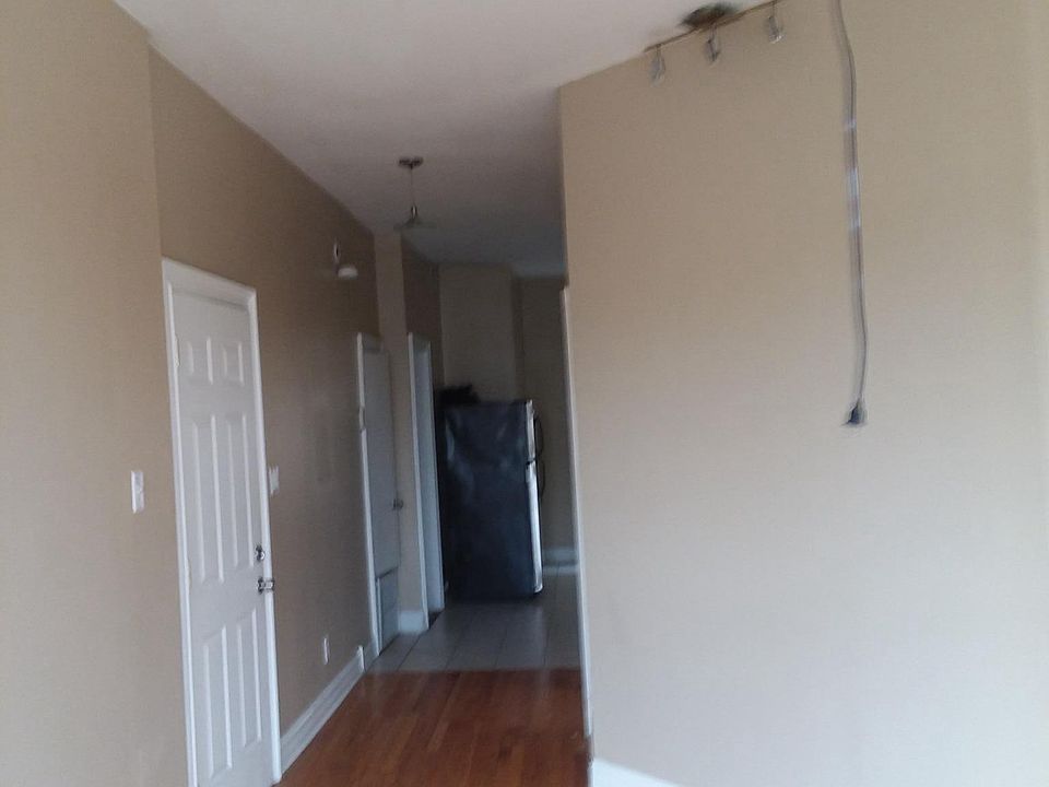 1st image of 2030 N Damen Ave