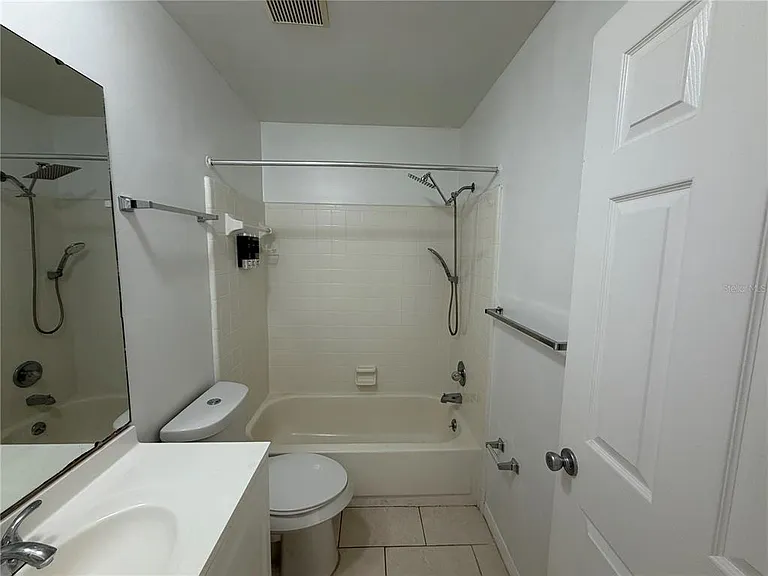 850 E Lime St #7 — Photo 26